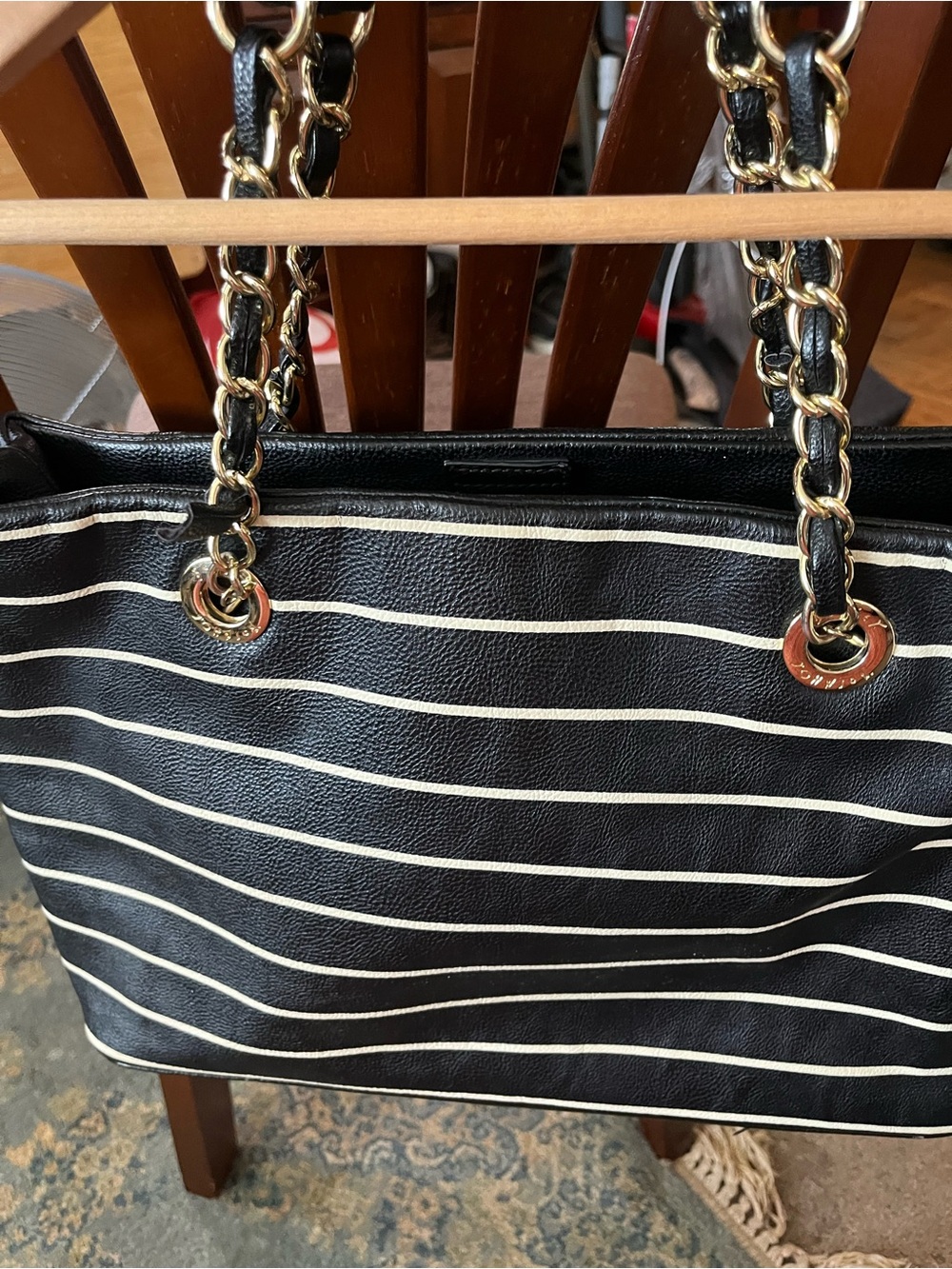 Betsey Johnson Black & Cream Striped Chain-Handle Tote Bag EUC - Picture 5 of 13